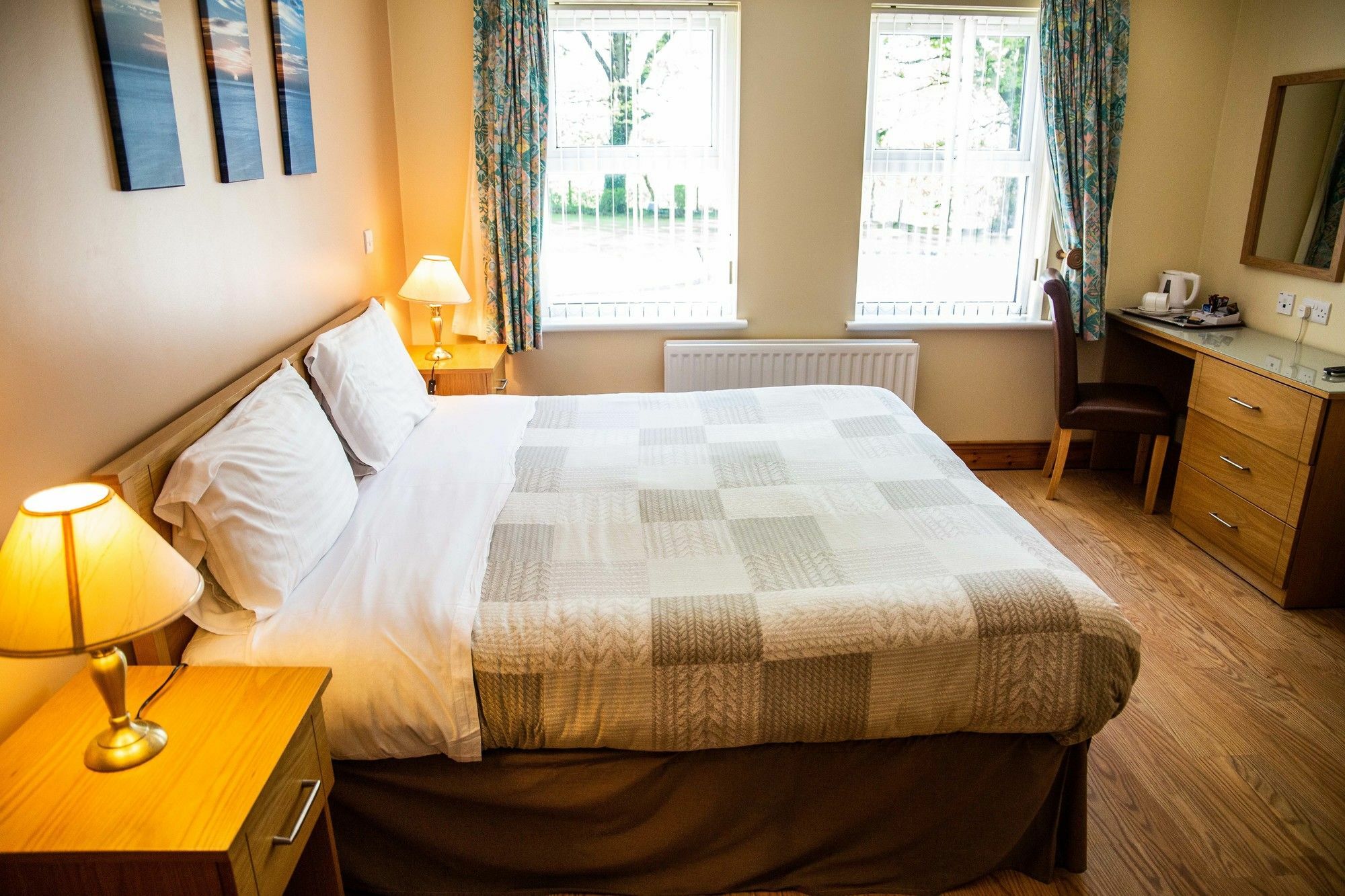 โกรอาร์ตี เฮาส์ แอนด์ แมเนอร์ Hotel Londonderry ภายนอก รูปภาพ